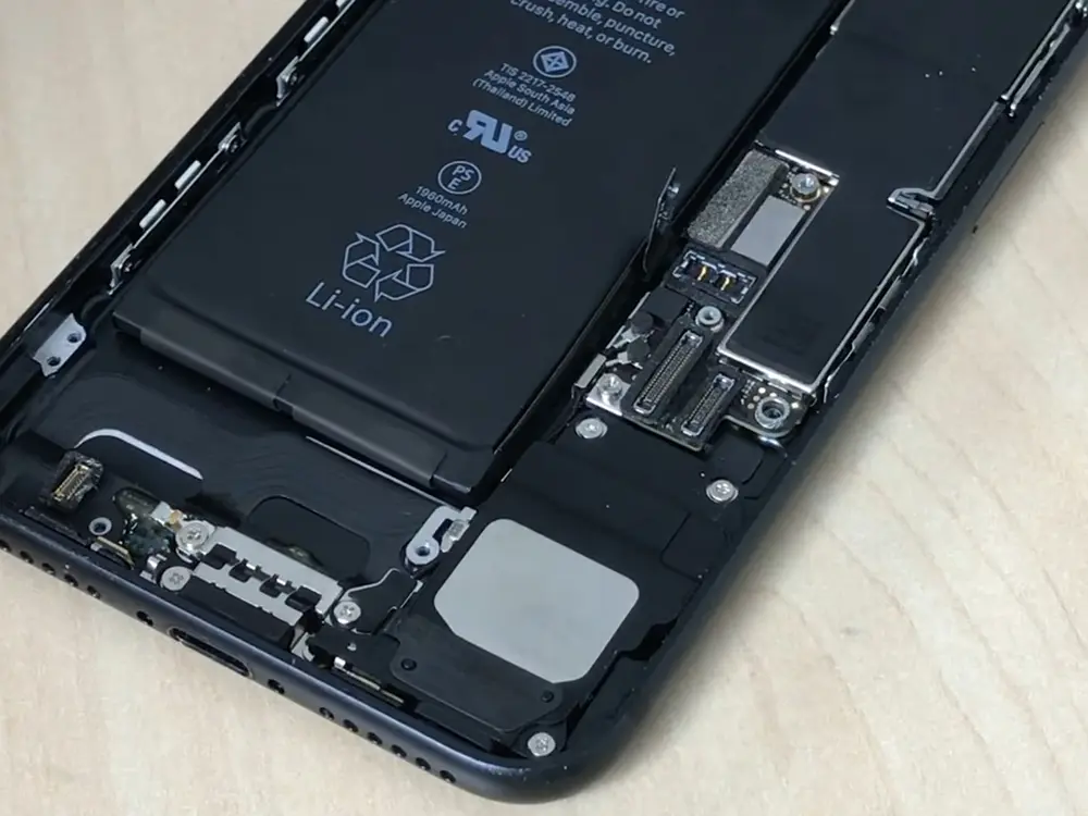 Rechtsaf vrijdag Maan iPhone 7 batterij vervangen? - Zelf repareren! | Fixje